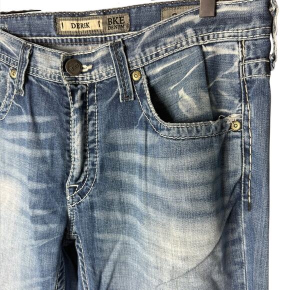 BKE Men’s Sz 32 Derek Jeans Relaxed Straight Leg - Picture 4 of 7